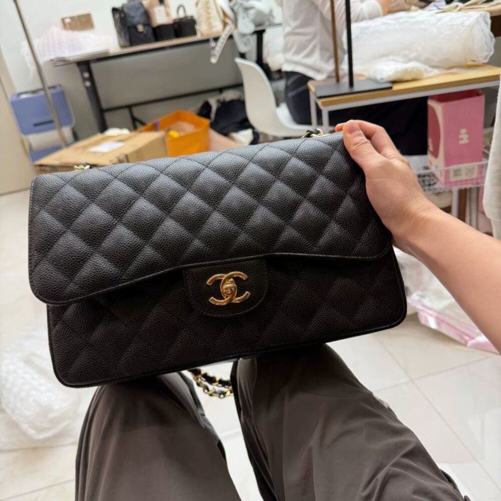 Chanel Women Pre-Loved Bag Very Good Condition